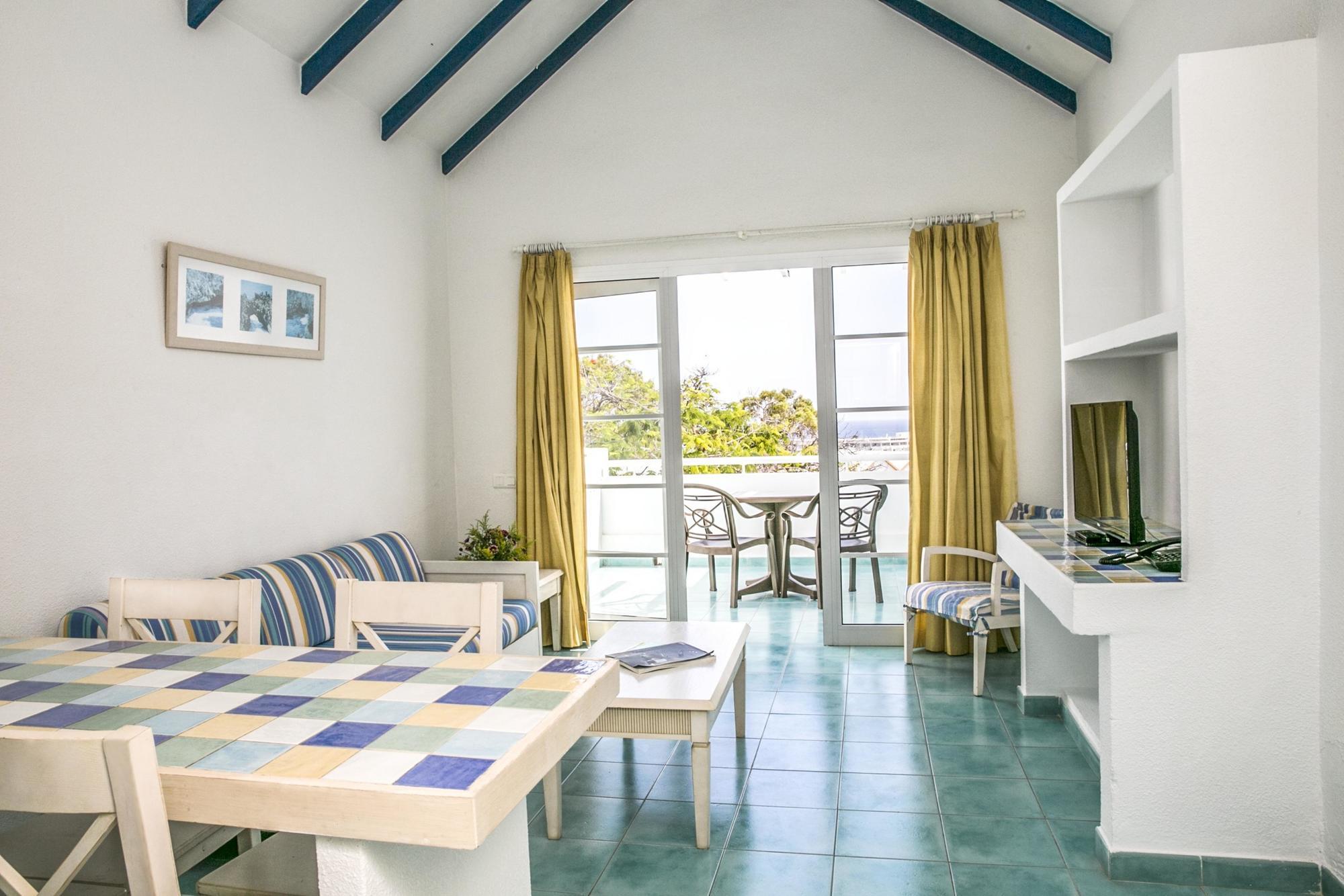 Apartamentos Livvo Morromar Puerto del Carmen  Bagian luar foto