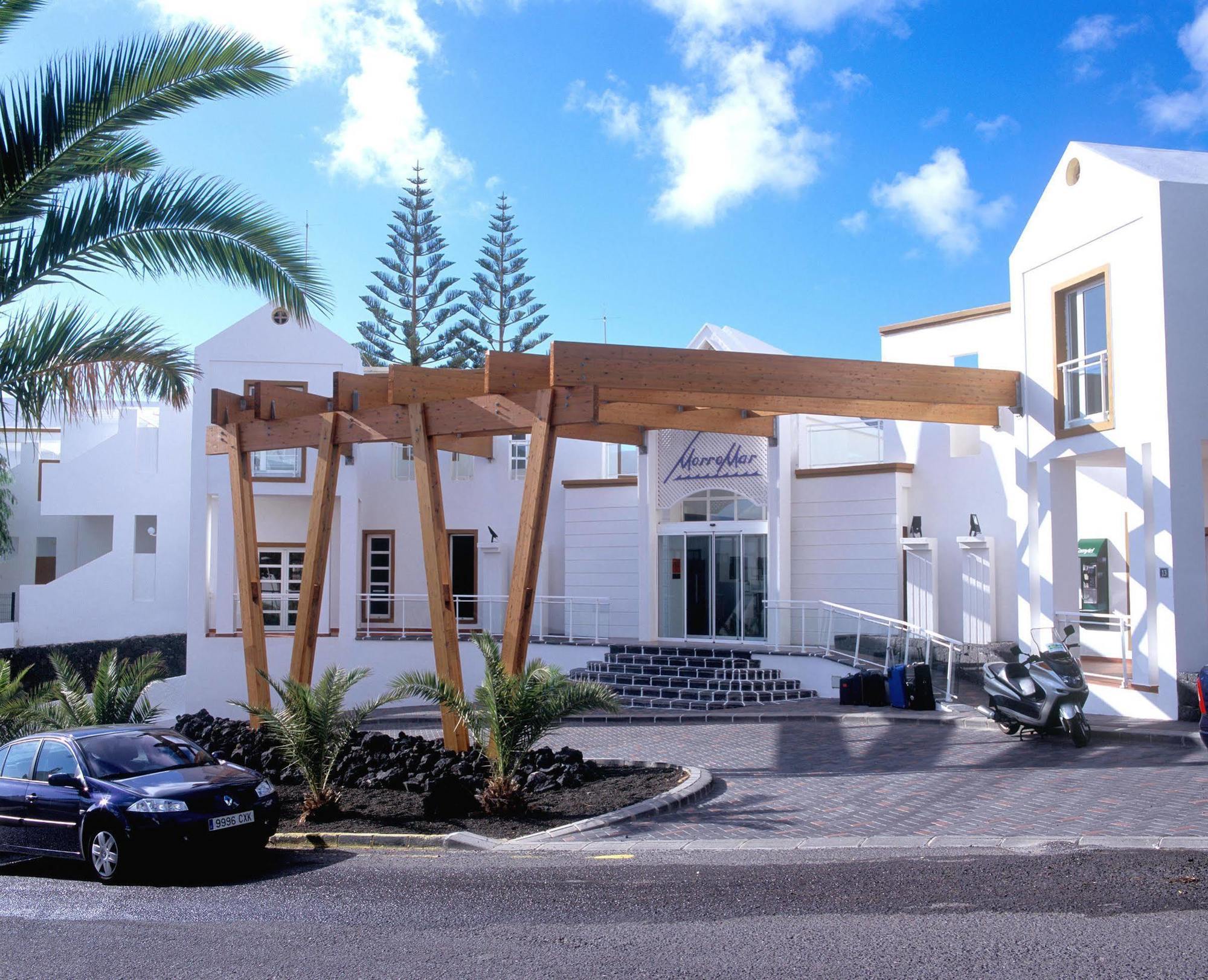 Apartamentos Livvo Morromar Puerto del Carmen  Bagian luar foto